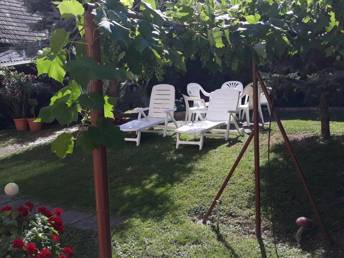 Lazar Apartmanok Хевіз Екстер'єр фото