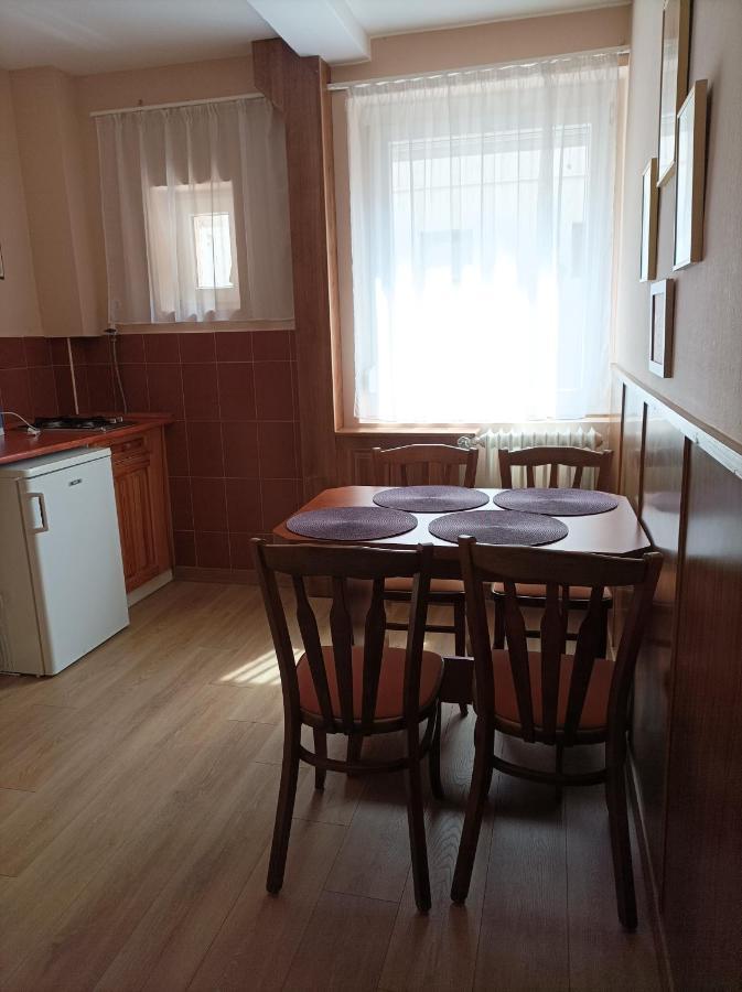 Lazar Apartmanok Хевіз Екстер'єр фото